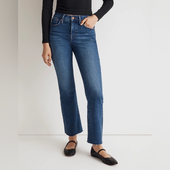 Madewell Denim - Madewell Petite Kick Out Crop Jeans 27P